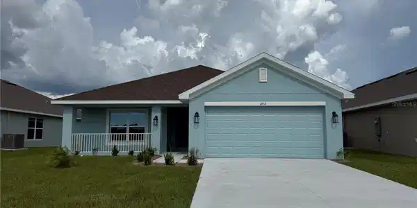 2652 AVERLAND LOOP