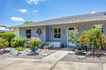 808 67TH AVENUE TERRACE W