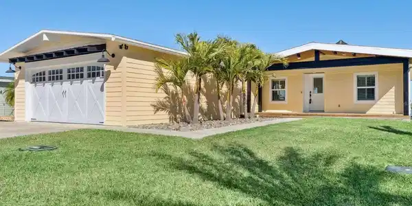 341 MARSH LANDING LOOP