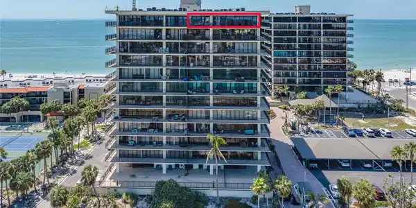 7600 BAYSHORE DRIVE