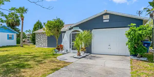 4124 PINE DALE COURT