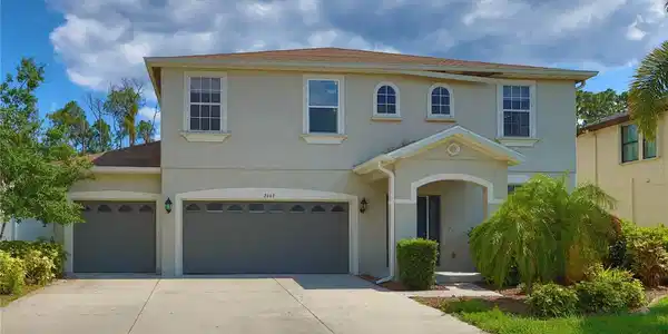 2463 CARNATION COURT