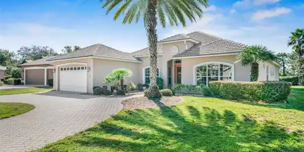 8426 CHARLESTON DRIVE