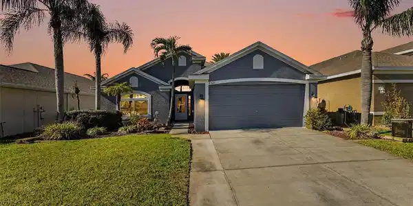 2521 ARROWPOINTE DRIVE