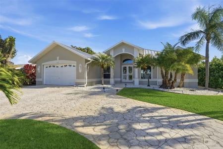 5267 STRATFORD COURT