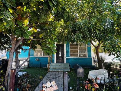 2415 MARCONI STREET