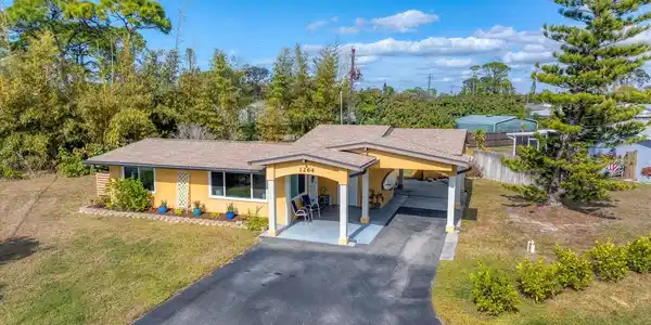 1264 PORPOISE ROAD