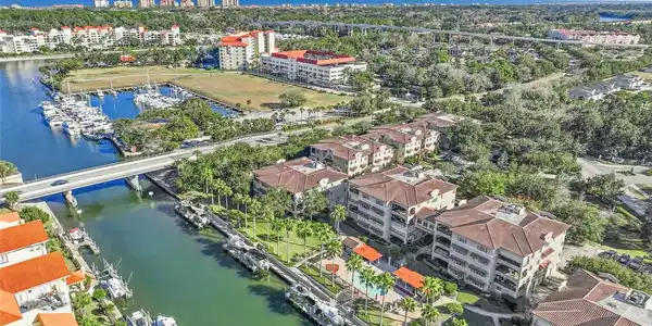 116 CLUB HOUSE DRIVE