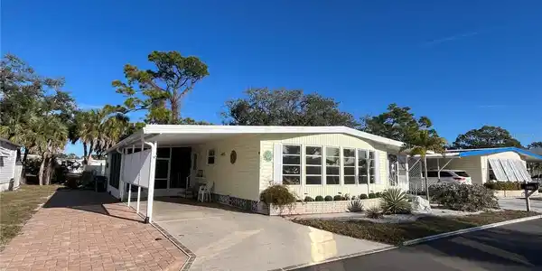 511 CERVINA DRIVE N