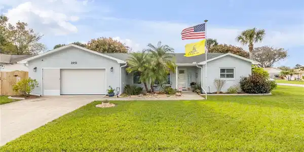 2951 GASLIGHT DRIVE