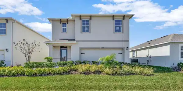 1004 COMMONS WAY