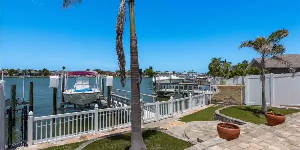 2202 DONATO DRIVE