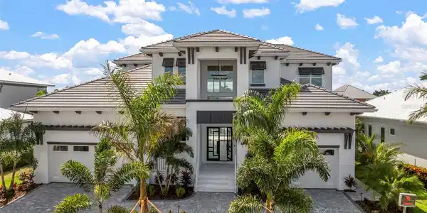 3 HAMMOCK BAY BLVD