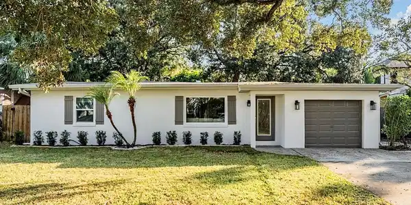 3216 W FIELDER STREET