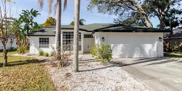 1638 POLO CLUB DRIVE