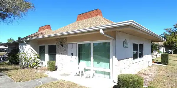 4324 TAHITIAN GARDENS CIRCLE