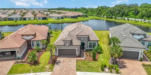4936 CASERTA COURT