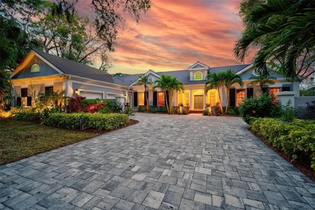 325 OSPREY POINT DRIVE