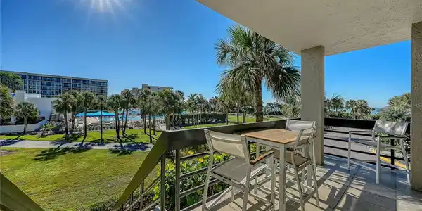 1125 GULF OF MEXICO DRIVE