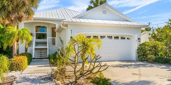 421 ISLAND CIRCLE