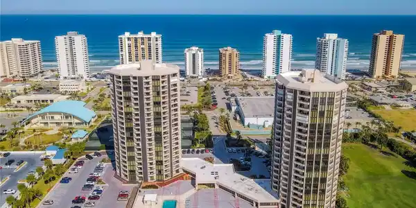 1 OCEANS WEST BLVD