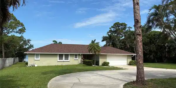 1325 NEWFOUND HARBOR DR