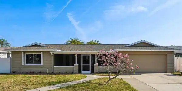 8417 BAY POINTE DRIVE