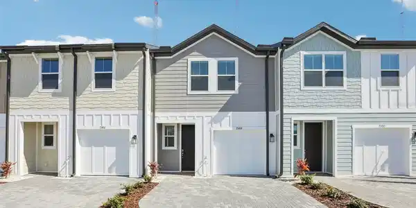 7588 DEER VALLEY CIRCLE