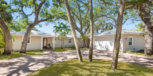 1248 NORTHPORT DRIVE