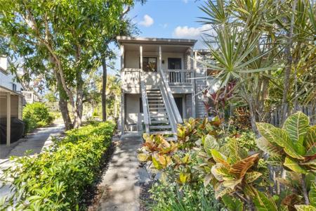 1621 BOATHOUSE CIRCLE