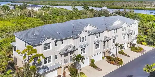 10310 LANDS END CIRCLE