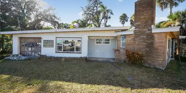 1630 RIVERSIDE DRIVE
