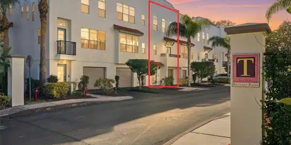 3106 TOSCANA CIRCLE