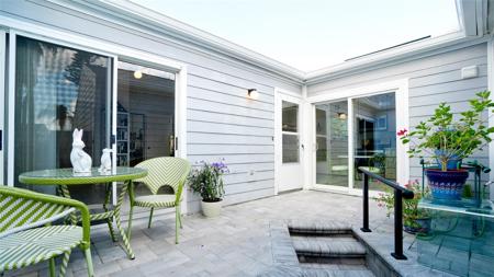 512 SANDERLING CIRCLE