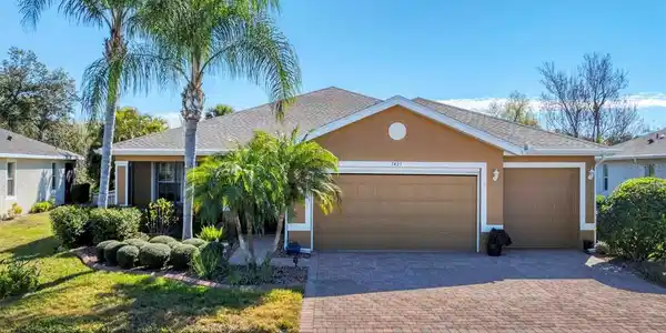 5425 LAYTON DRIVE