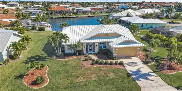 2868 CORAL WAY
