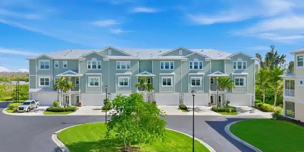 10435 PILOTHOUSE CIRCLE