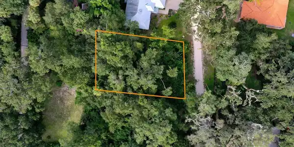 15 DEBRA DRIVE