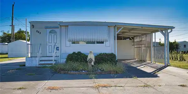 863 CALLE MENUDA