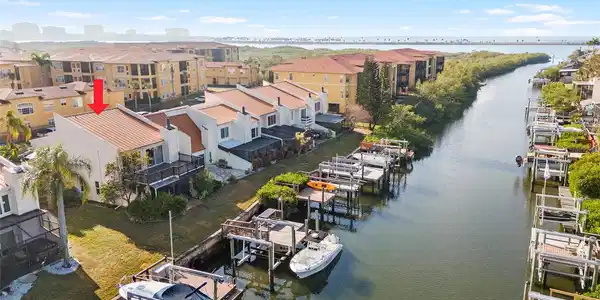 4344 OUTRIGGER LANE