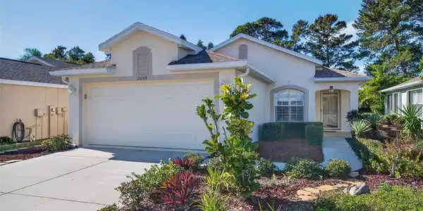2849 WOOD POINTE DRIVE