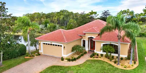 9121 BONNIE COVE DRIVE