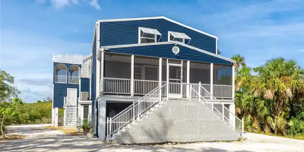 707 40TH STREET W