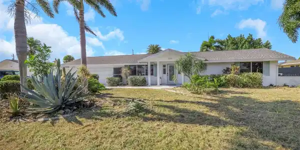 3505 HARBOR BOULEVARD