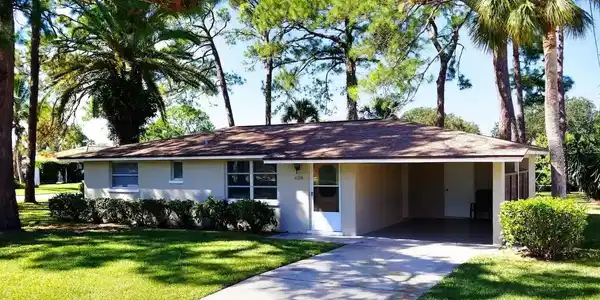 516 VILLAS DRIVE