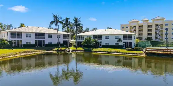 291 HIDDEN BAY DRIVE
