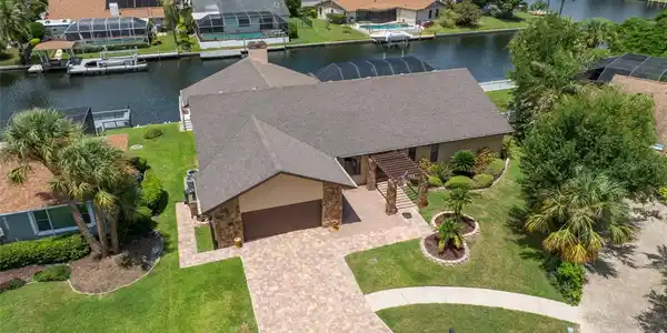 6124 GALLEON WAY