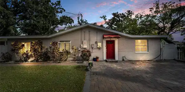 5 N HAYES ROAD