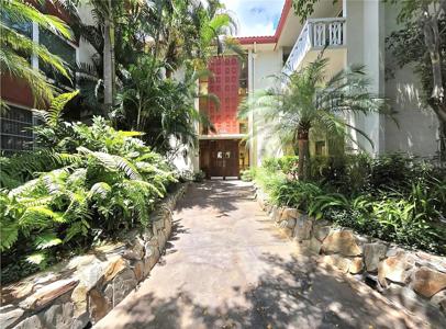 1012 PEARCE DRIVE