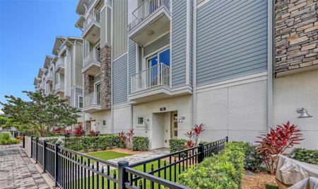 516 LAUREL PARK DRIVE
